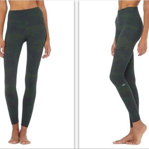 ALO High Waist Vapor Legging - Hunter Camouflage